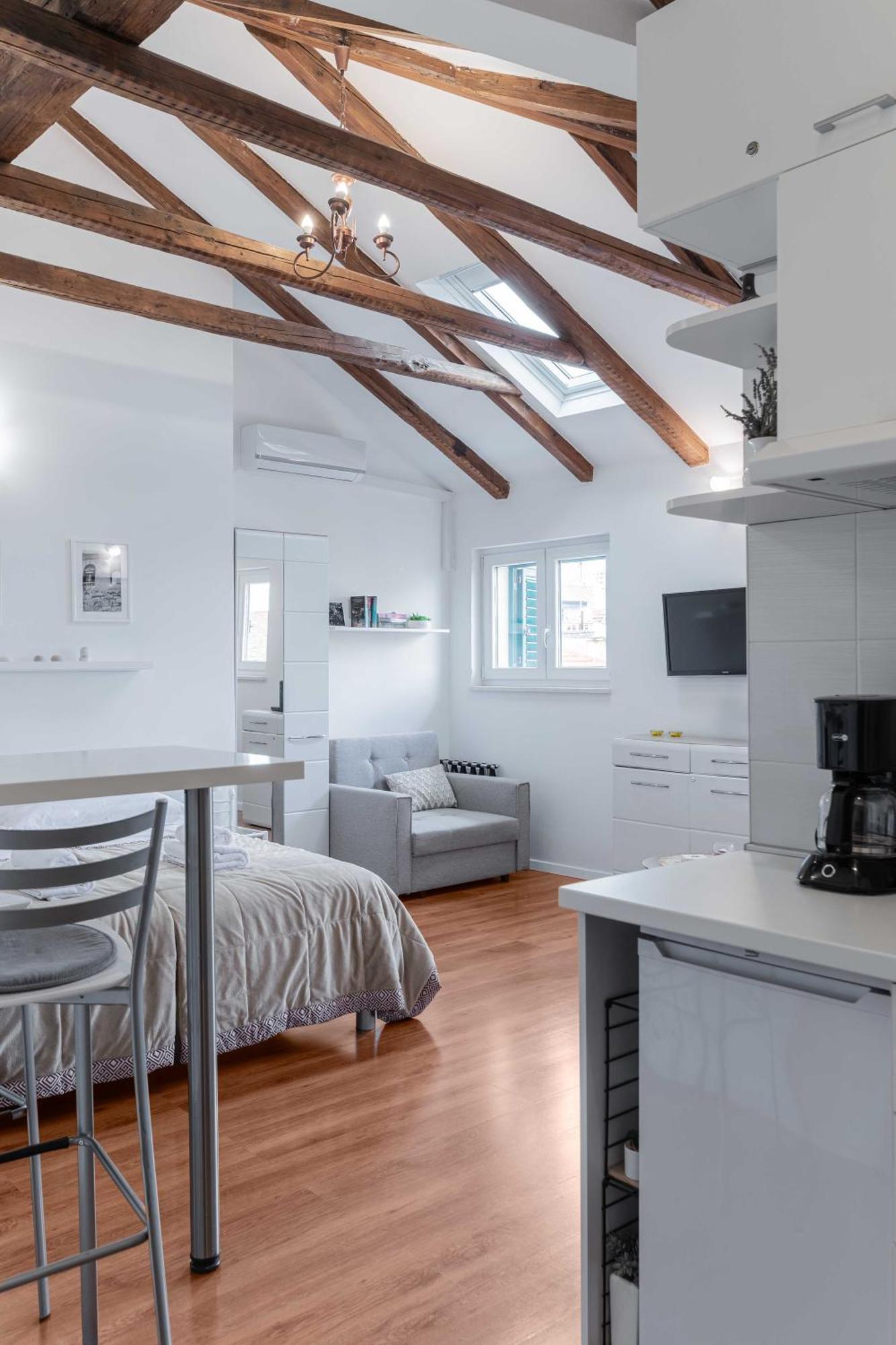 Apartment The Charm Спліт Екстер'єр фото